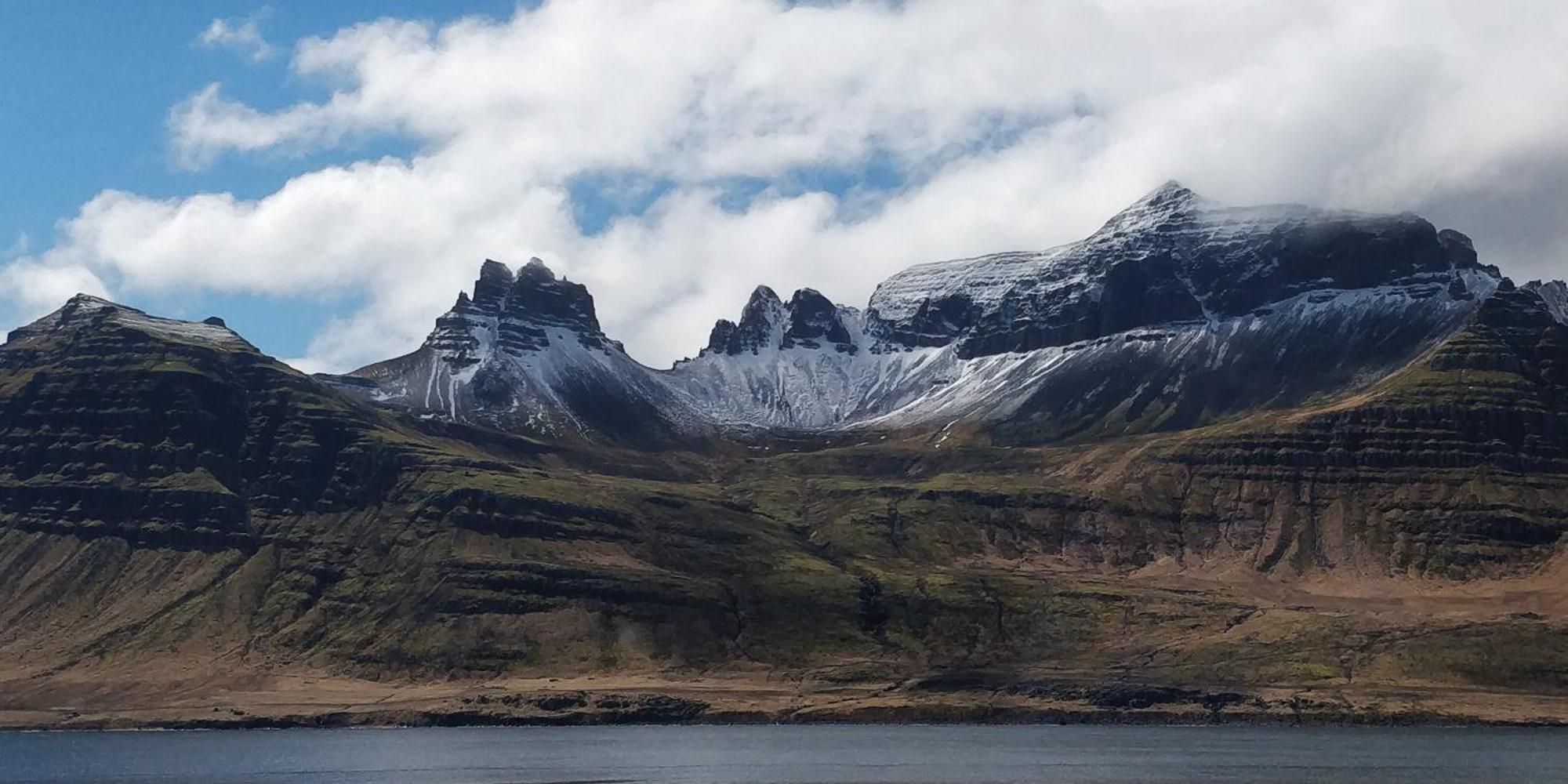 Saxa Guesthouse Stöðvarfjörður Eksteriør bilde